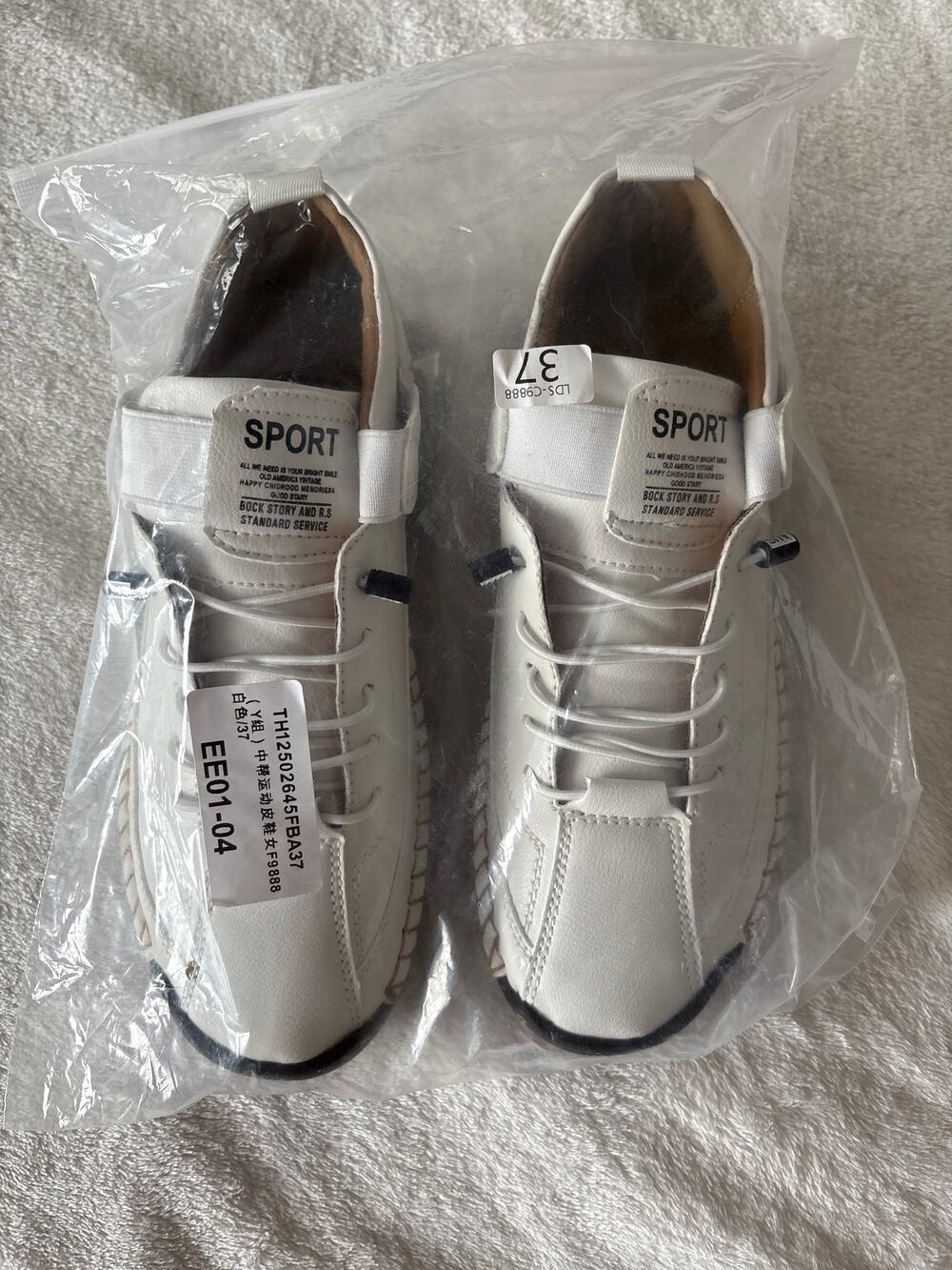 Women's Walking Shoes Lightweight Leather Slip on Loafers. Size 8 New